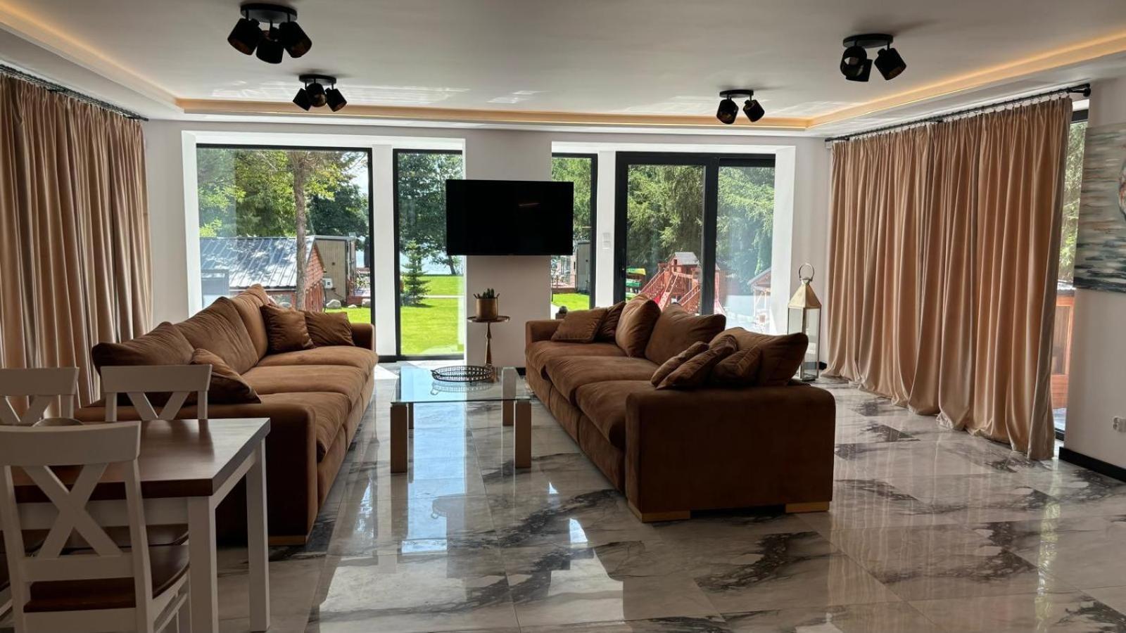 Zielona Dolina Nr 5 Apartment *